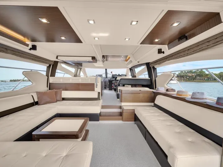 66' Azimut 66' motor yacht yacht available for charter in Miami