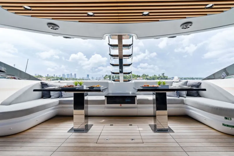 94' Azimut S10 94' super yacht yacht available for charter in Miami