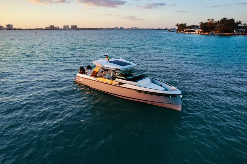 2024 Saxdor 32 32' sport boat yacht available for charter in Miami